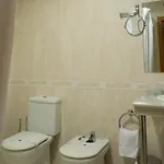 Bambu Motel *